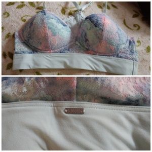 PINK Victoria's Secret bra size large like new